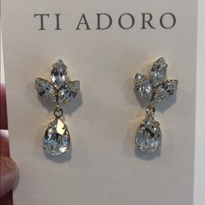 Wedding earrings